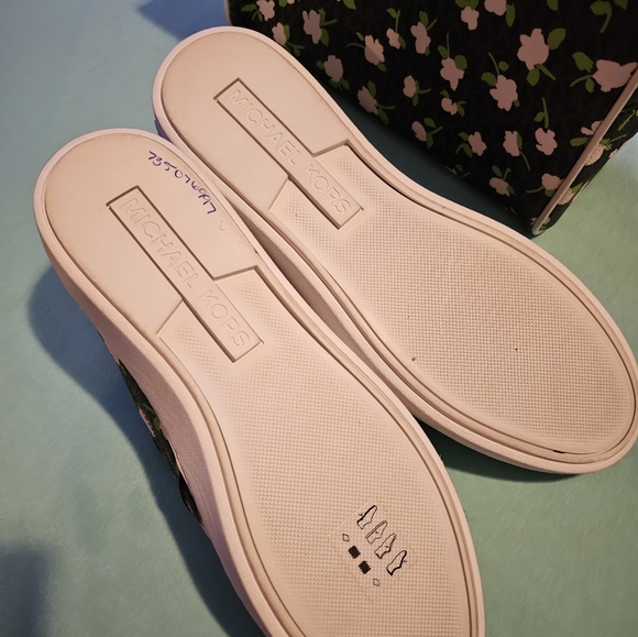 MK Set - Picture 4 of 4